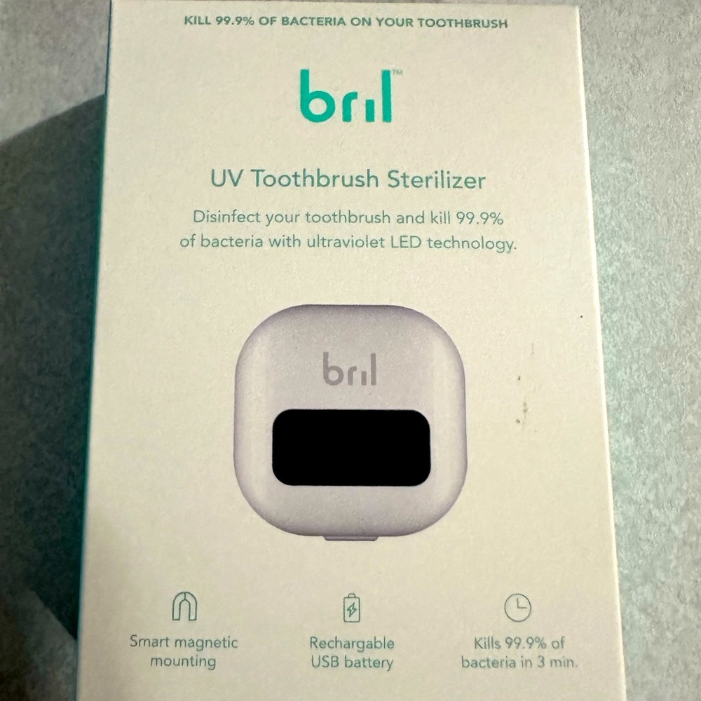 Bril UV-C Toothbrush Sanitizer, Portable Sterilizer, Cover, Holder, Case